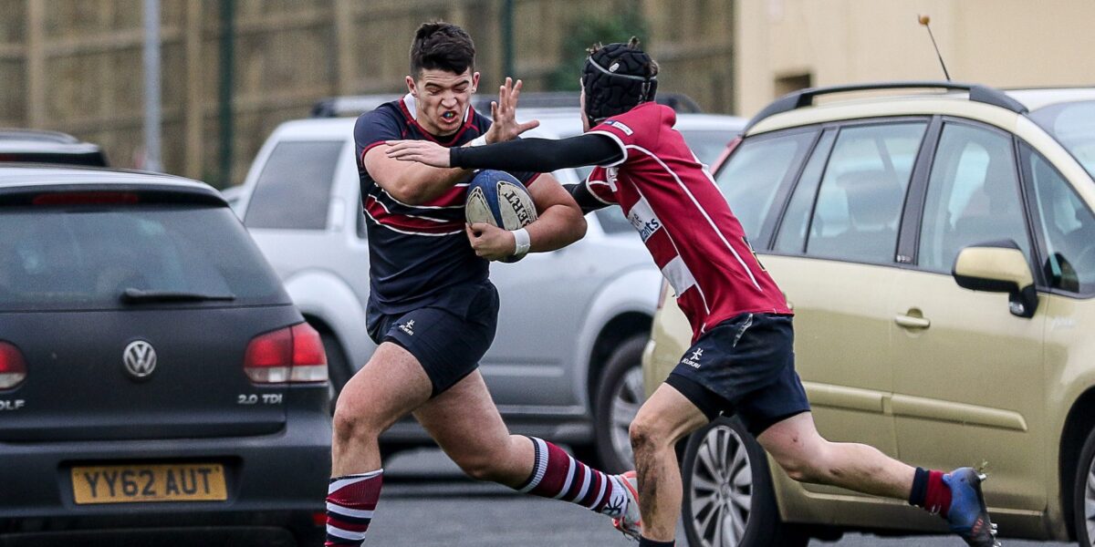 Schools: Larne Grammar 36 Carrick Grammar 0