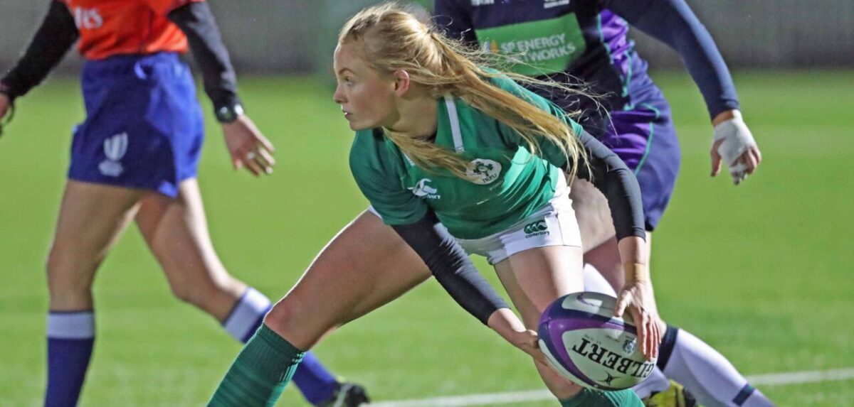 Six Nations: Bonus point win for Ireland Women