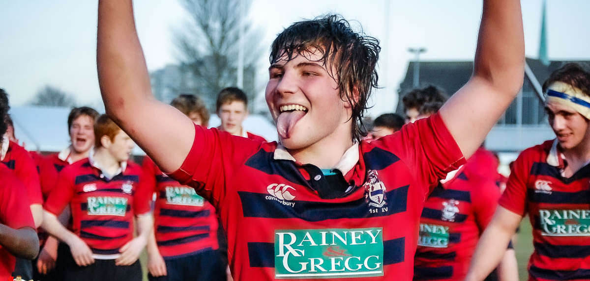 Schools Cup: Ballymena 11 Methody 10