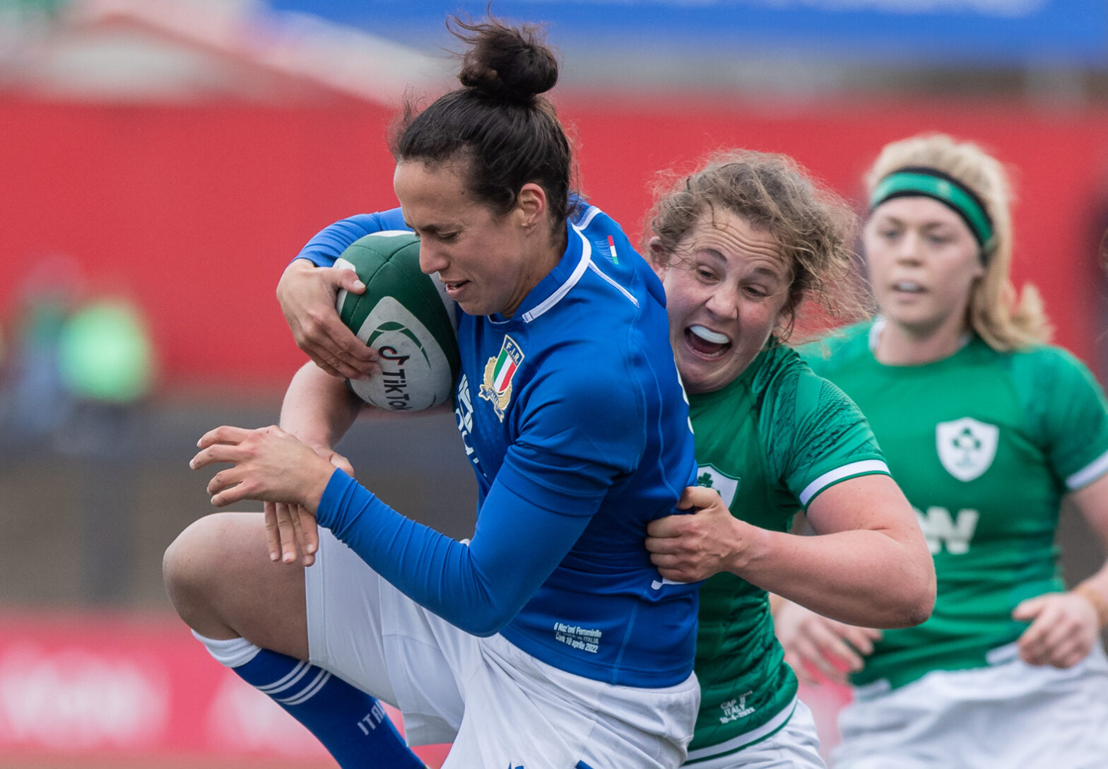 Women Six Nations: Ireland 29 Italy 8