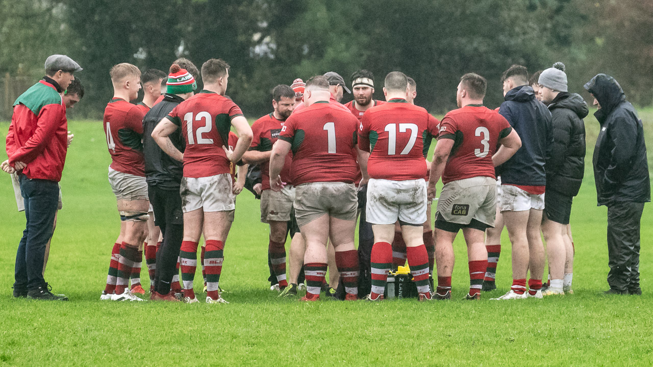 Towns Cup: Larne 9 Omagh II 10