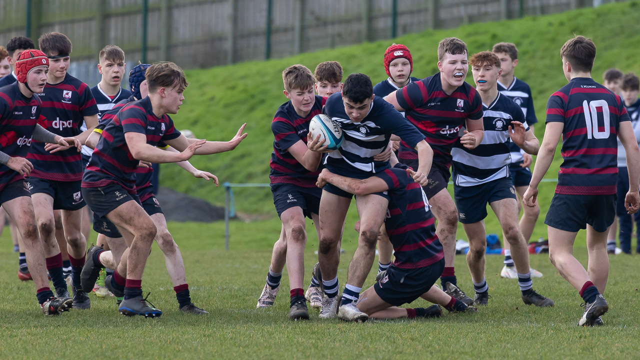 Medallion Plate: Larne Grammar 19 Methodist College 33 Quarter Final