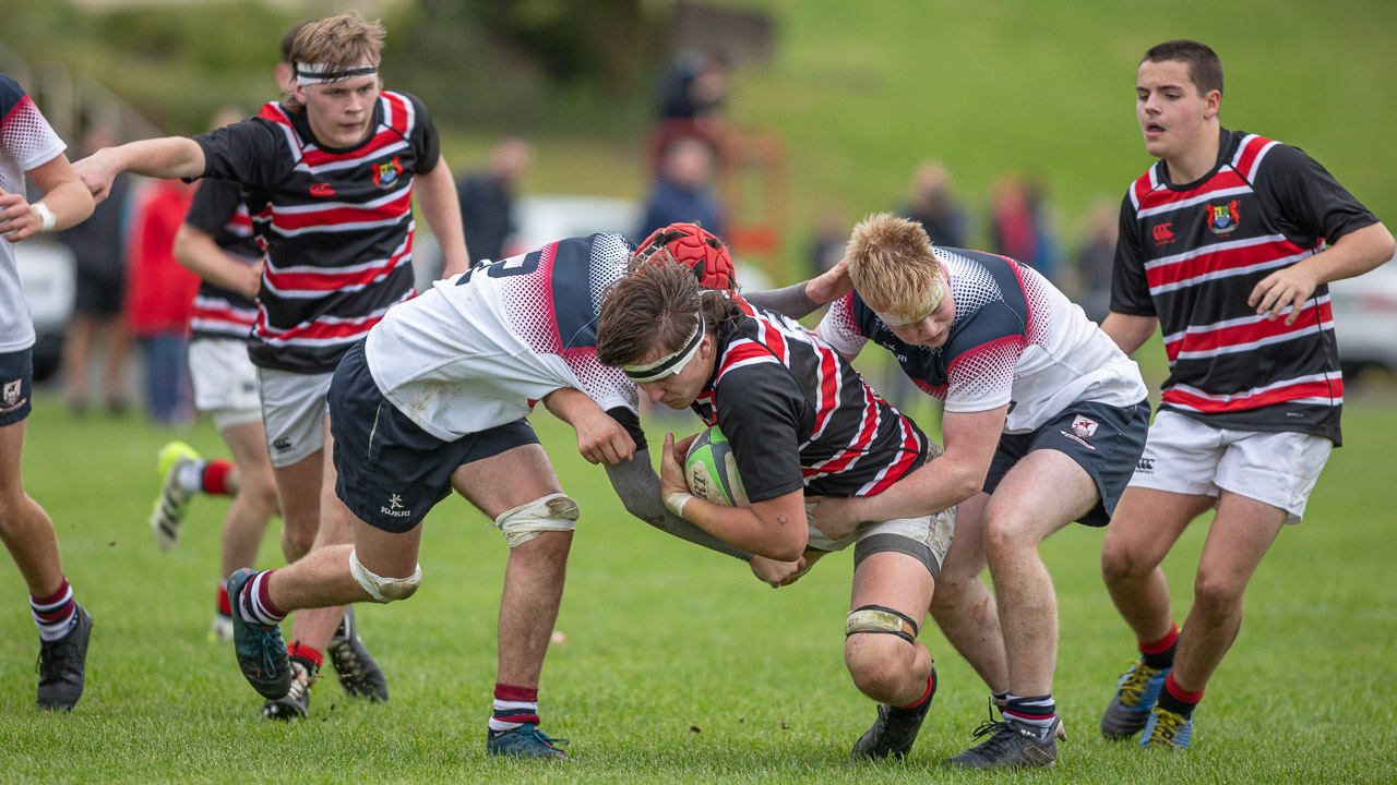 Senior Friendly: Larne Grammar 14 Banbridge Academy 26