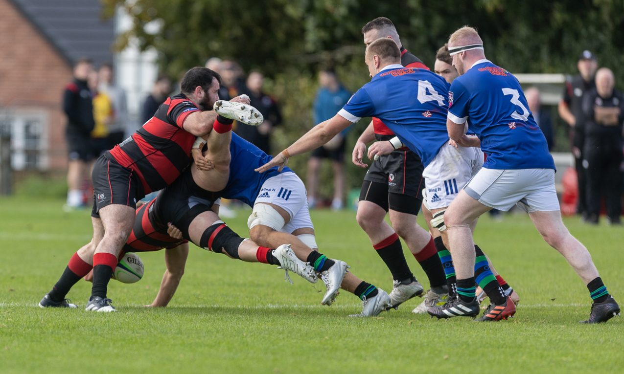 Senior Cup: Queen’s University 40 Rainey 24