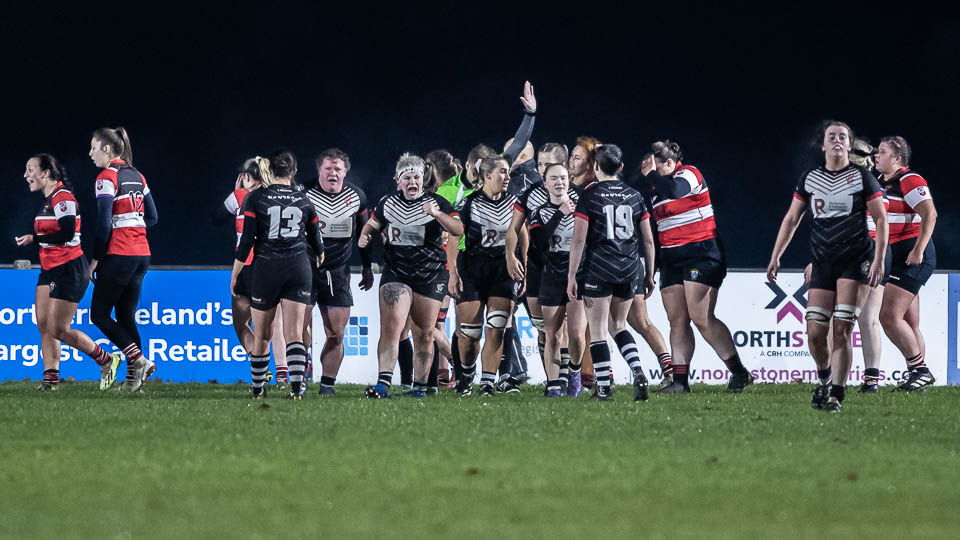 Women AIL: Cooke 14 Wicklow 17