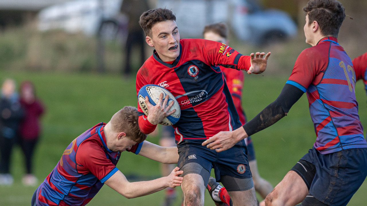 Schools Bowl: Ballyclare High 13 Foyle College 12